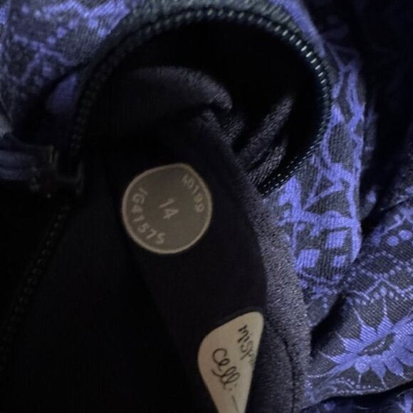 Ivivva Jacket size 14 youth - Picture 3 of 3